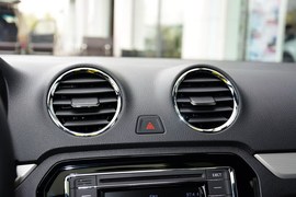 2015款大众捷达1.4T自动SPORTLINE