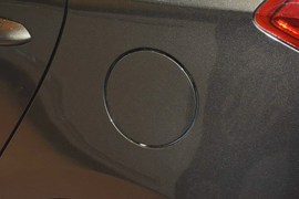 2013款起亚新佳乐2.0L