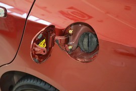 2012款长安悦翔V5