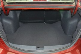 2012款长安悦翔V5