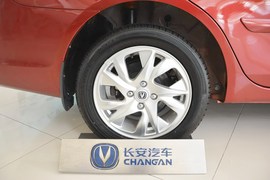 2012款长安悦翔V5