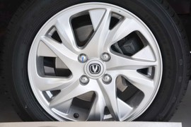 2012款长安悦翔V5