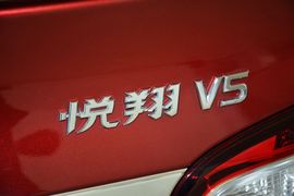 2012款长安悦翔V5