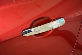 2012款长安悦翔V5