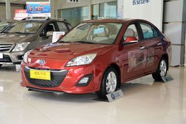 2012款长安悦翔V5