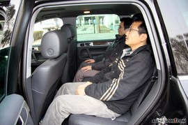 雁栖湖体验2010款途锐限量版