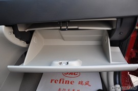 2009款江淮同悦三厢1.3L舒适型