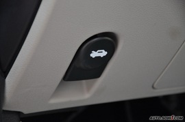 2009款江淮同悦三厢1.3L舒适型