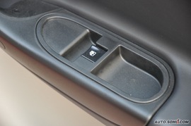 2009款江淮同悦三厢1.3L舒适型