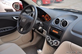2009款江淮同悦三厢1.3L舒适型