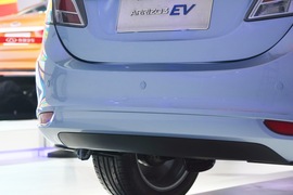 奇瑞艾瑞泽3纯电动