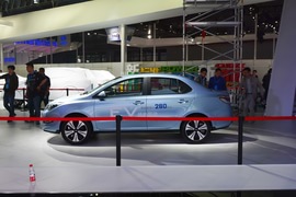 奇瑞艾瑞泽3纯电动