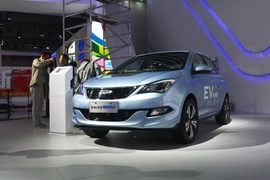 奇瑞艾瑞泽3纯电动