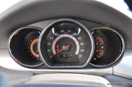 2009款江淮和悦三厢1.5L舒适型