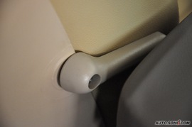 2009款江淮瑞鹰2.0L两驱基本型