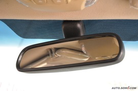 2009款江淮瑞鹰2.0L两驱基本型