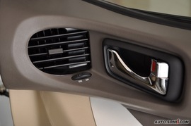 2009款江淮瑞鹰2.0L两驱基本型