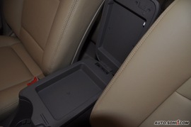 2009款江淮瑞鹰2.0L两驱基本型