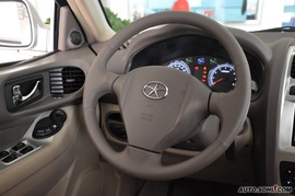 2009款江淮瑞鹰2.0L两驱基本型