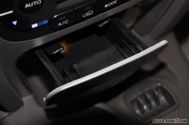 2009款江淮瑞鹰2.0L两驱基本型