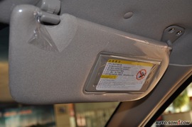 2009款江淮瑞鹰2.0L两驱基本型