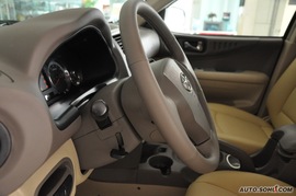 2009款江淮瑞鹰2.0L两驱基本型