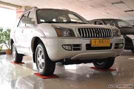 2009款江淮瑞鹰2.0L两驱基本型