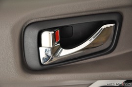 2009款江淮瑞鹰2.0L两驱基本型