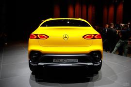 梅赛德斯-奔驰GLC