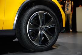 梅赛德斯-奔驰GLC