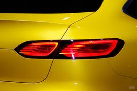 梅赛德斯-奔驰GLC