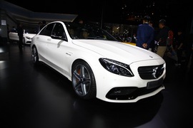 奔驰C63