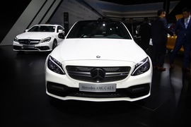 奔驰C63