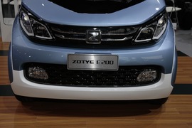 众泰E200