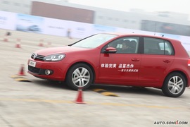 2009款大众高尔夫6试驾