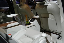 沃尔沃XC90四座荣誉版