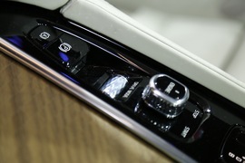 沃尔沃XC90四座荣誉版
