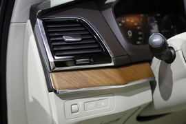 沃尔沃XC90四座荣誉版