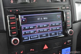 2010款大众途锐V8