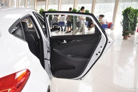 2015款长安致尚XT