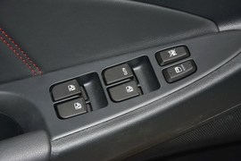 2015款长安致尚XT