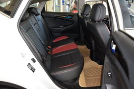 2015款长安致尚XT