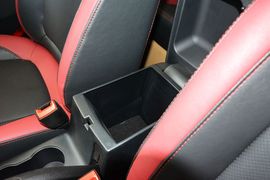 2015款长安致尚XT