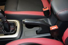 2015款长安致尚XT