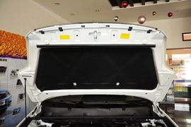 2015款吉利GX7运动版2.0L自动尊享型