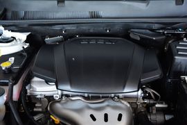 2015款吉利GX7运动版2.0L自动尊享型