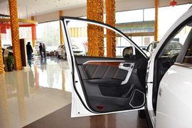 2015款吉利GX7运动版2.0L自动尊享型