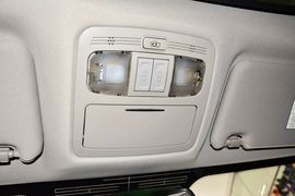 2015款吉利GX7运动版2.0L自动尊享型