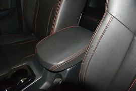 2015款吉利GX7运动版2.0L自动尊享型