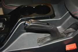 2015款吉利GX7运动版2.0L自动尊享型